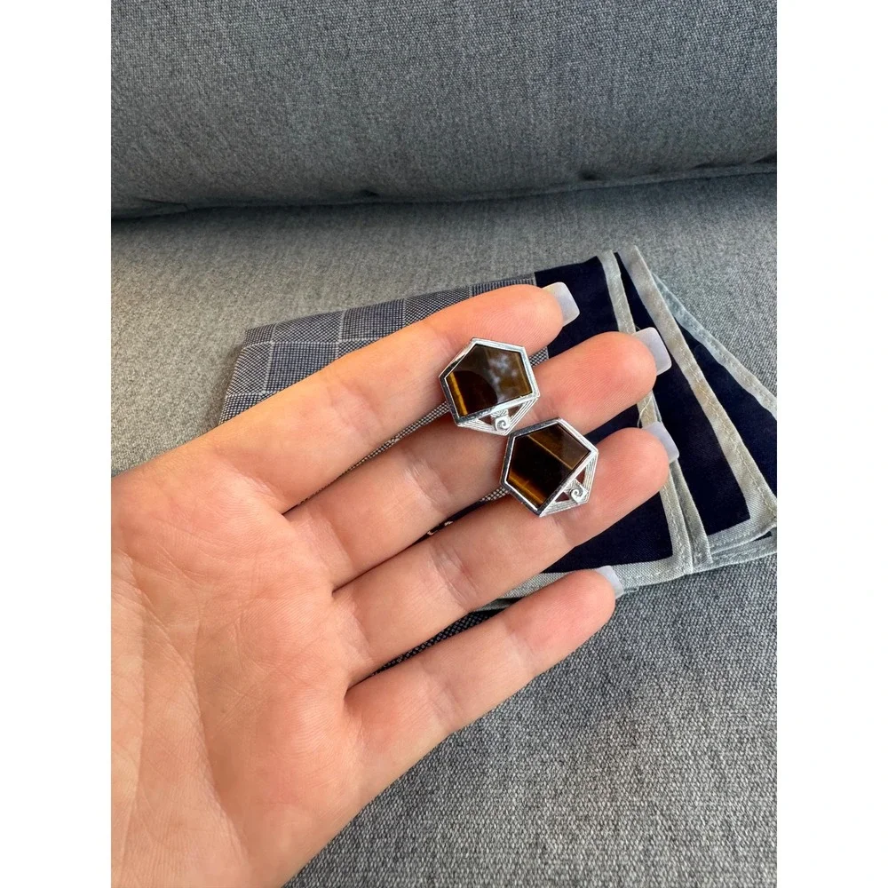 Pierre Cardin Cufflinks and Pocket Square Set‎ Menswear Accessory bundle of 3